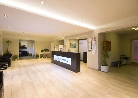 Hostal Anibal Ibiza - Lobi