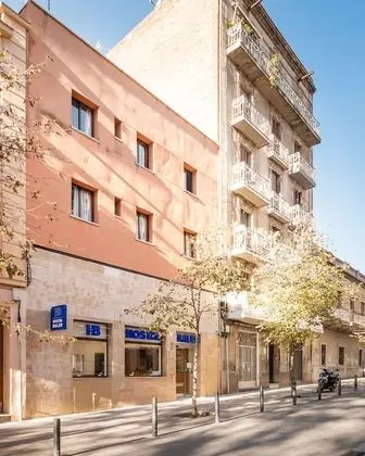 Hostal Baler - Dış Mekan