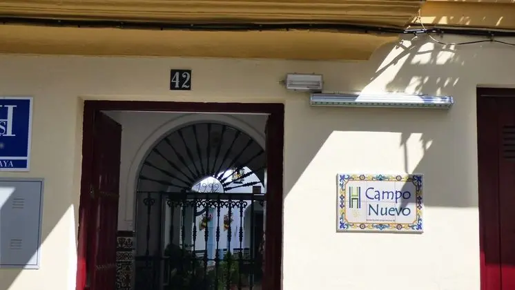 Hostal Campo Nuevo - Dış Mekan