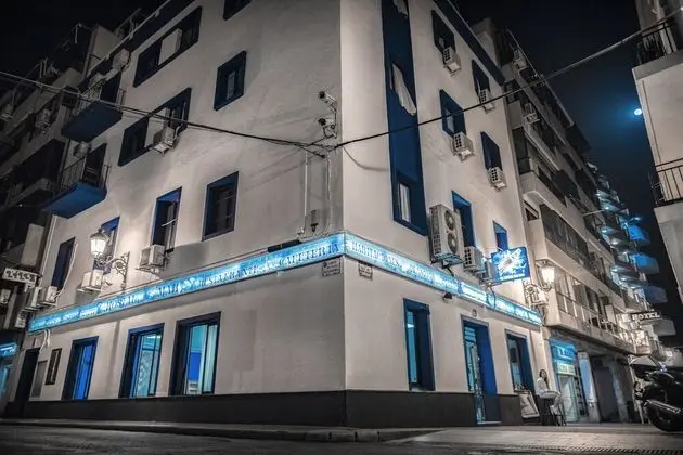Hostal Del Mar - Dış Mekan