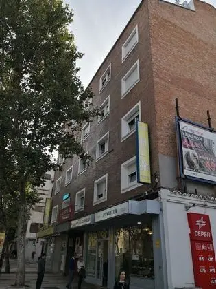 Hostal Golden Alcalá - Dış Mekan