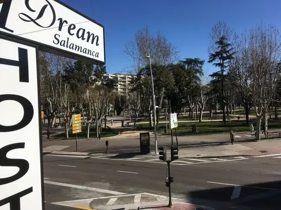Hostal I Dream Salamanca - Dış Mekan