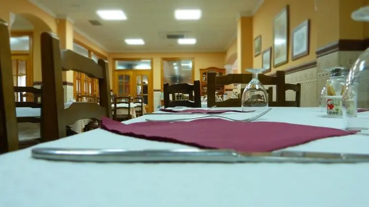 Hostal La Masía - Yerinde Yemek