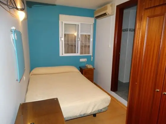 Hostal la Redonda - Oda