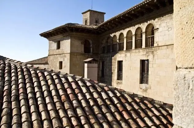 Hostal las Coronas