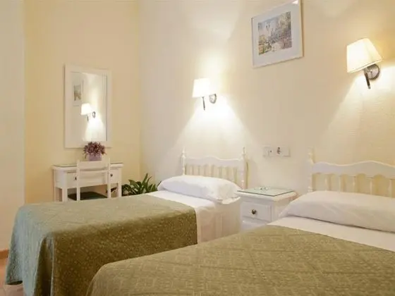 Hostal Los Alpes - Genel