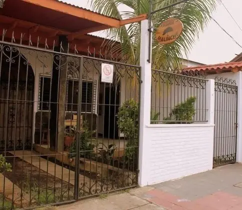 Hostal MALINCHE LEON