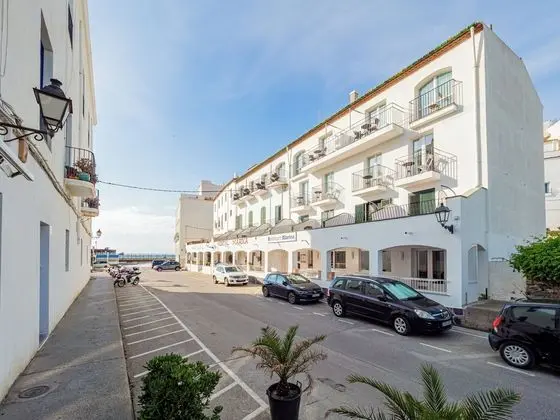 Hostal Marina Cadaqués - Dış Mekan