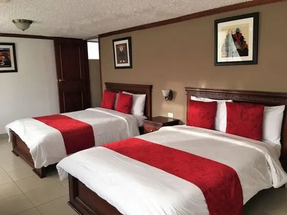 Hostal Mitad del Mundo