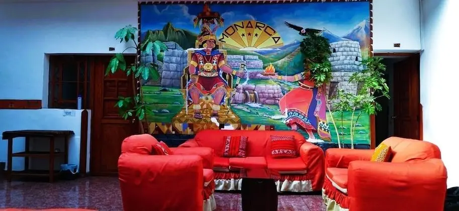 HOSTAL MONARCA