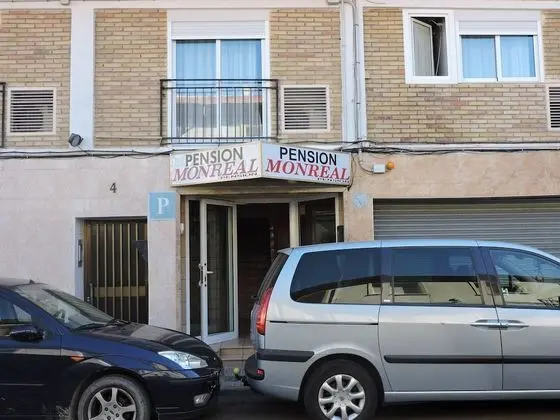 Hostal Monreal