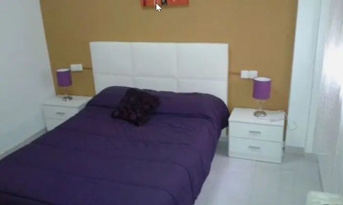 Hostal Neus - Oda