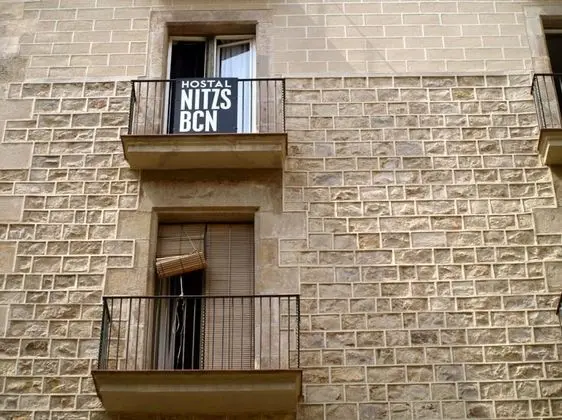 Hostal Nitzs Bcn - Dış Mekan