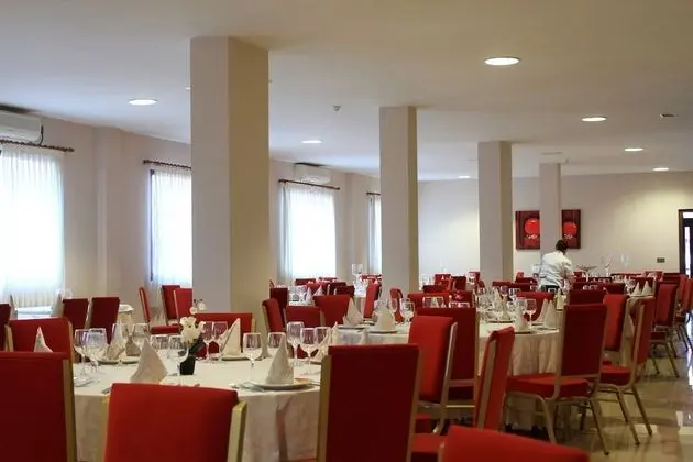Hostal Restaurante Luciano - İç Mekan