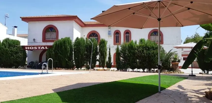 Hostal Rural Las Lomas - 1