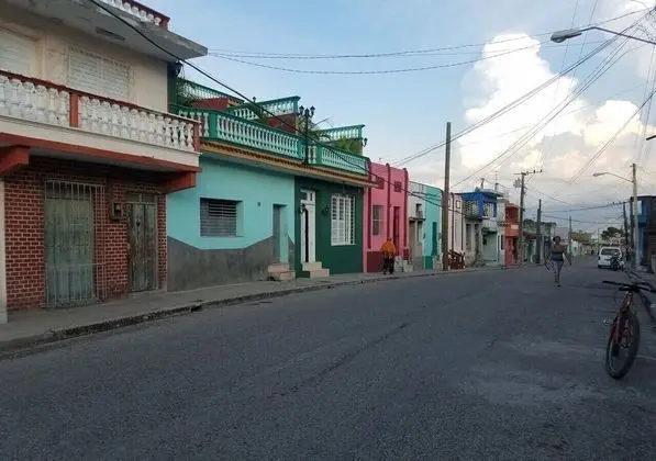 Hostal Valdrid SANCTI SPIRITUS - Dış Mekan
