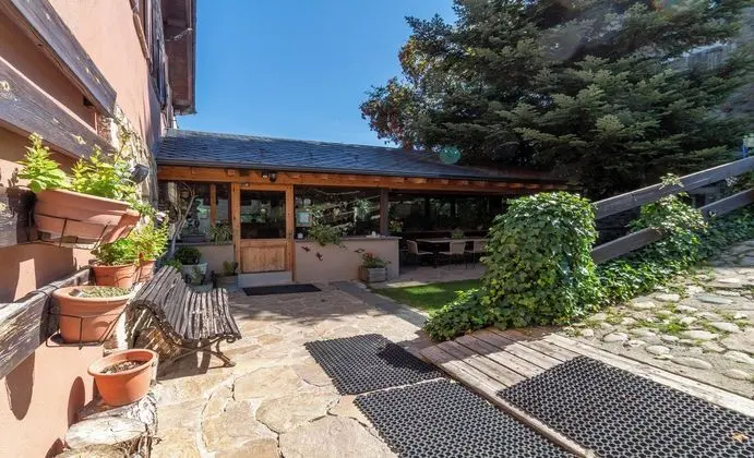 Hostal Xalet Refugi Pere Carné - Dış Mekan