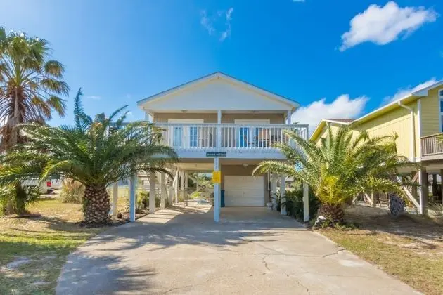 Hosteeva Seaside Cottage near Beach - Dış Mekan