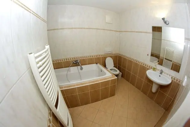 Hostel Eleven - Banyo Tipleri