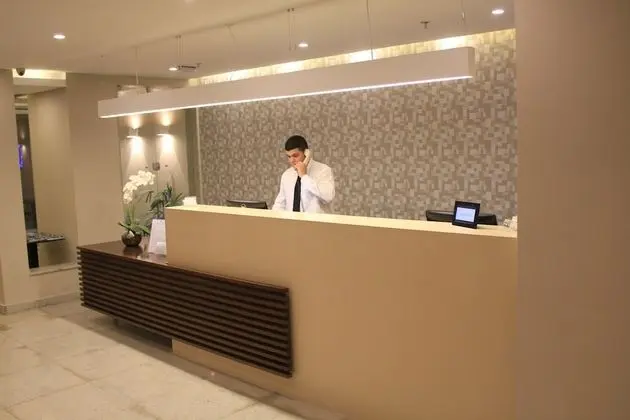 Hostel by Hotel Galicia - Lobi
