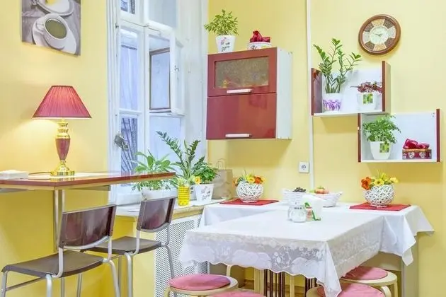 Hostel Joy - Yerinde Yemek