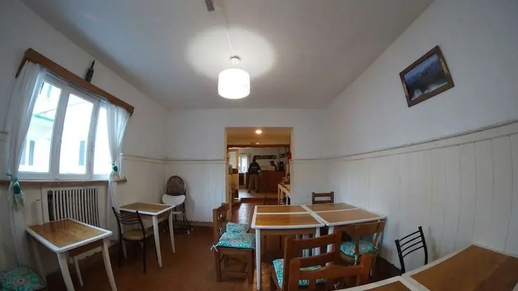 Hostel Kosh - Yerinde Yemek