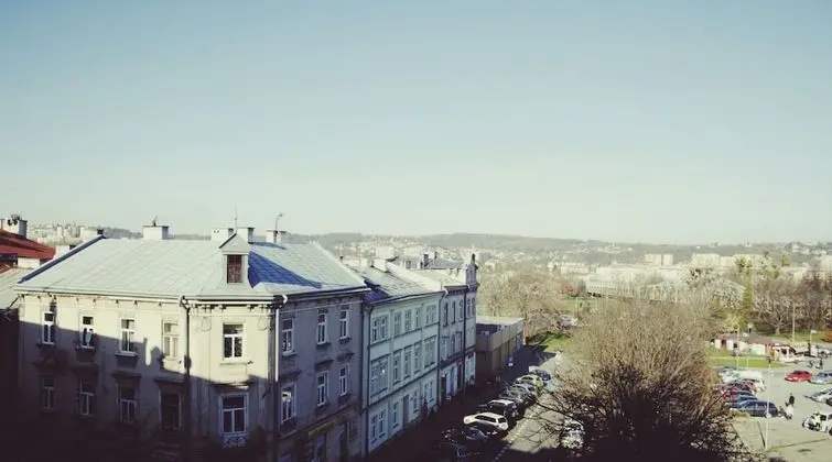 HOSTEL likeHome