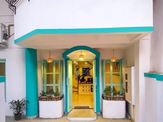 Hostel Mantra - Dış Mekan