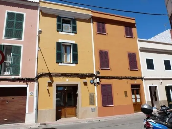Hostel Menorca - Albergue Juvenil