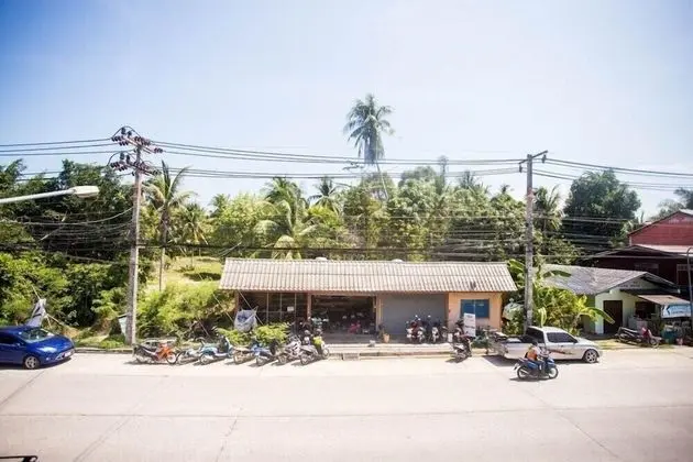 At Hostel Phangan