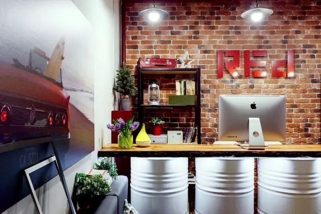 Hostel R.E.D. - Lobi