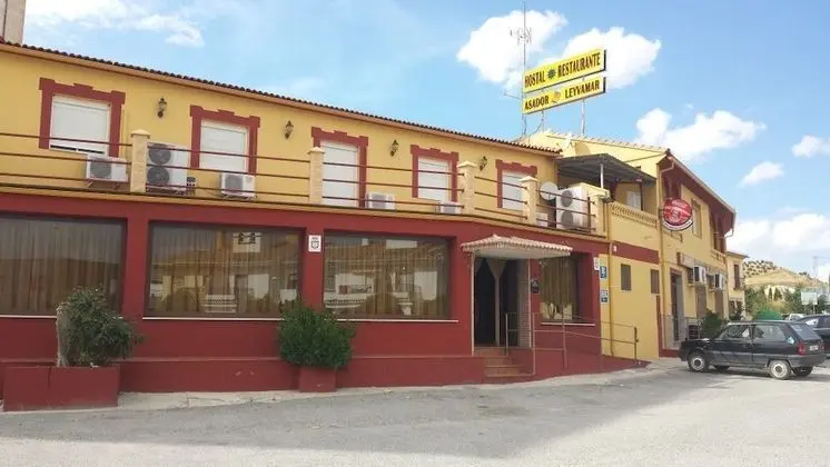 Hostel Restaurant Leyvamar - 1