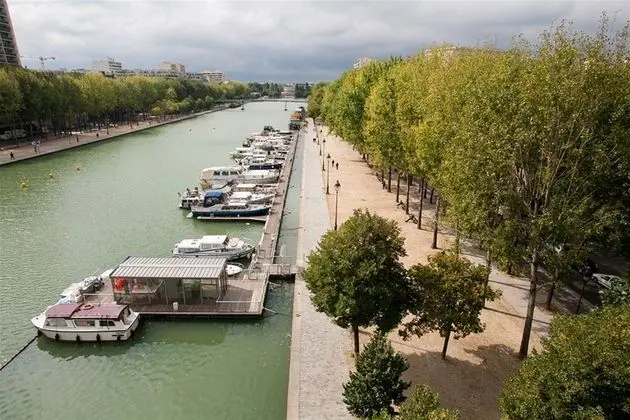 Hostel St. Christophers Paris Canal