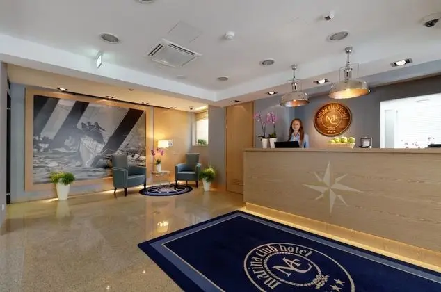 Hostel Szafarnia 10 Bed&Breakfast - Lobi