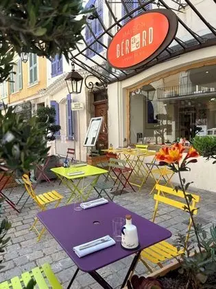 Hostellerie Bérard & Spa - Dış Mekan