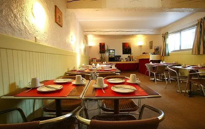 Hostellerie De La  Source