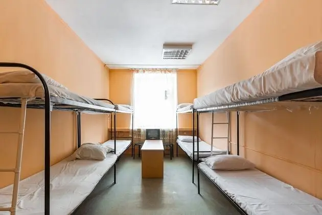 Hostels Let's Go Here