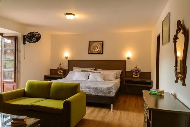 Hosteria Colonial La Cueva de Leo