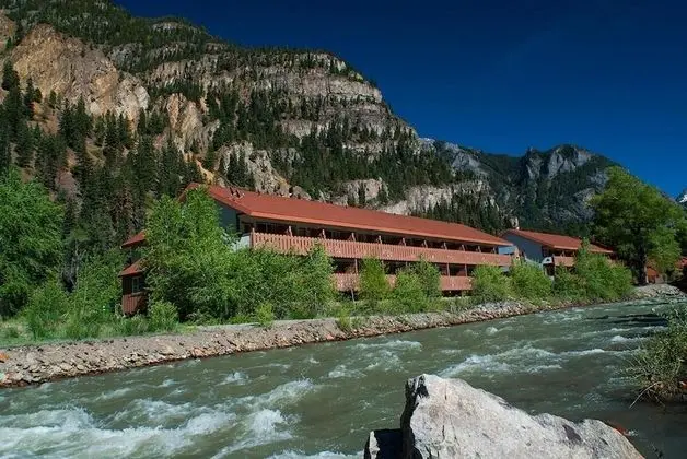 Hot Springs Inn