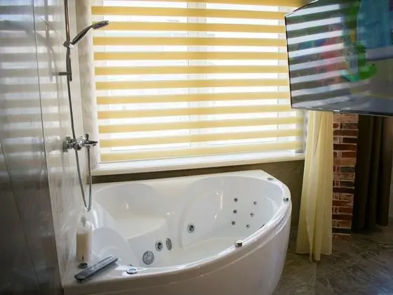 Hot Tub VIP SMART ApartHotel - Öne Çıkan Resim