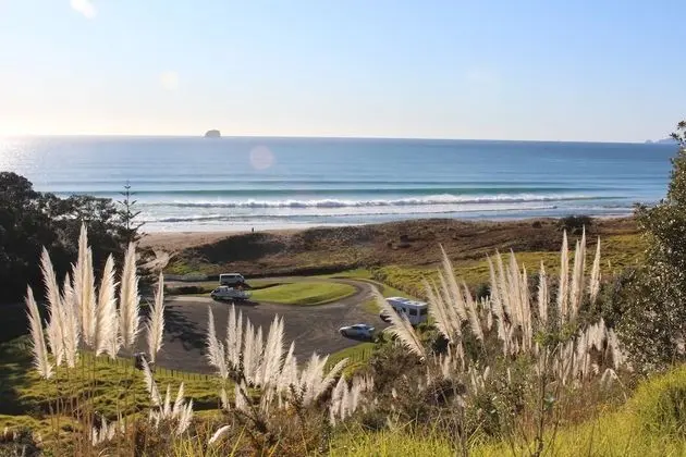 Hot Water Beach TOP 10 Holiday Park - Plaj