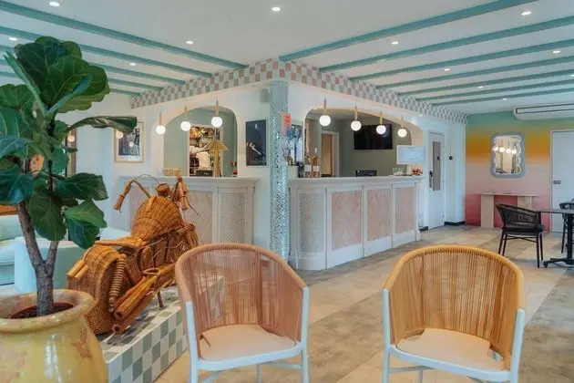 Hôtel aéroport Cannes Mandelieu - Lobi