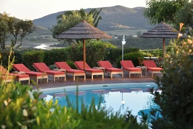 Hôtel Alivi di Santa Giulia - Dış Mekan