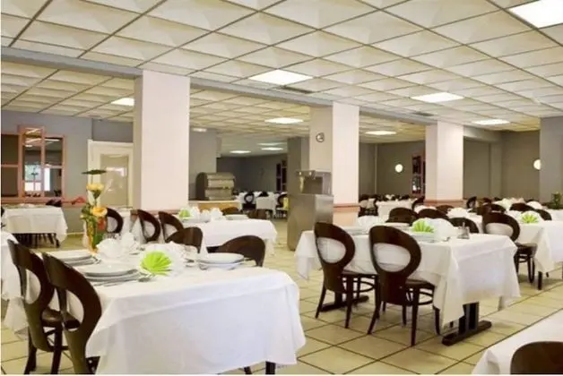 Hôtel Alliance Lourdes - Yerinde Yemek