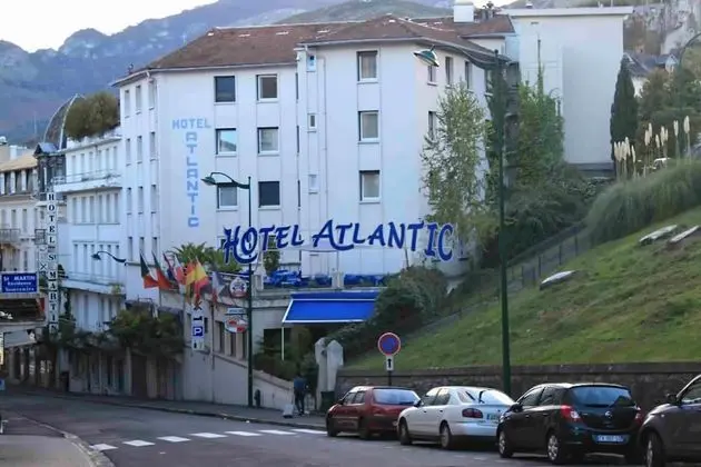 Hôtel Atlantic - Dış Mekan