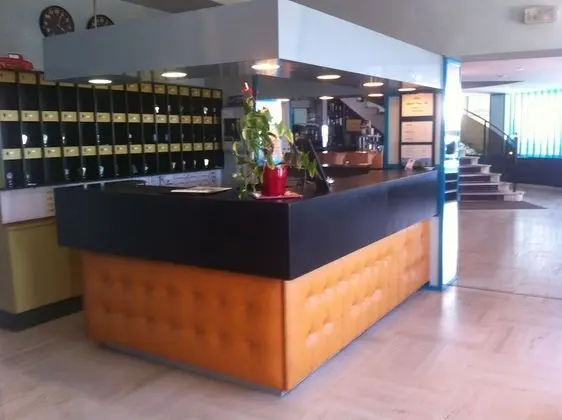 Hôtel authentic by balladins – Rodez / Le Ségala - Lobi