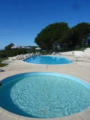 Hôtel Azur - Havuz
