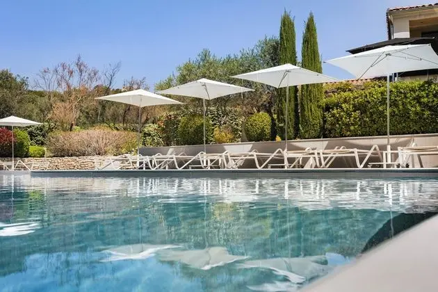 Hôtel b design & Spa - Havuz