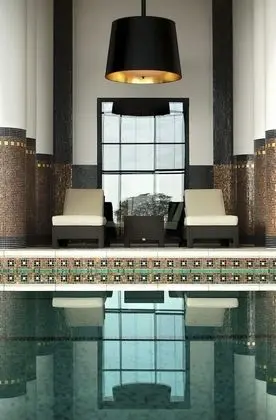 Hôtel Barrière l'Hôtel du Lac - Havuz