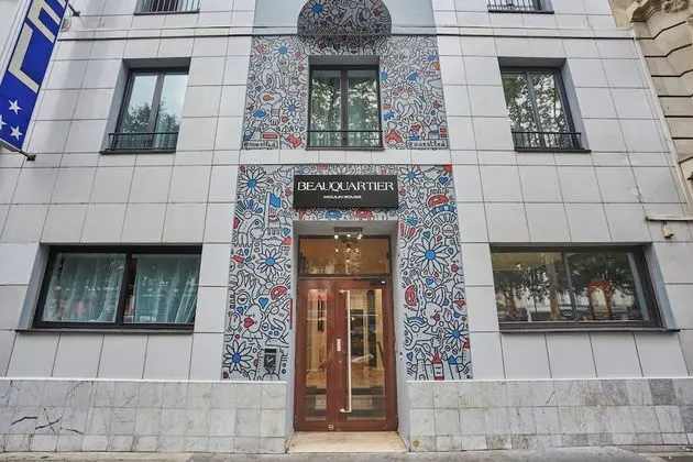 Hôtel Beauquartier Montmartre - Dış Mekan